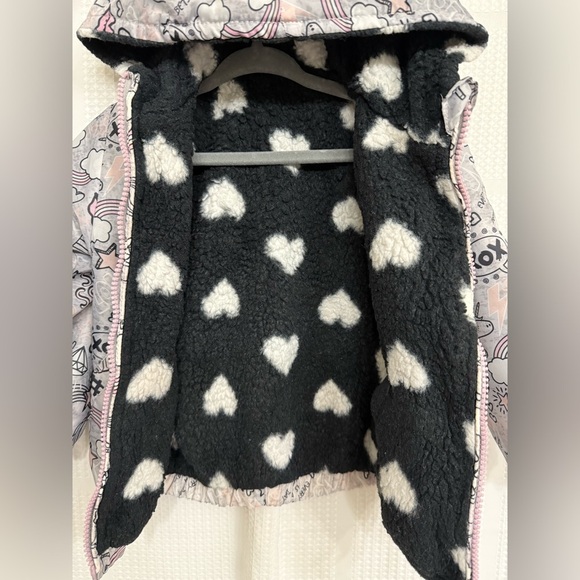 Betsey Johnson Reversible Rainbow & Unicorn Raincoat - Picture 4 of 7